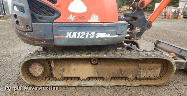 image for item IV9501 2006 Kubota KX121-3  mini excavator
