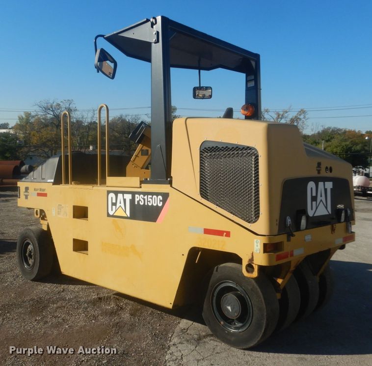 image for item IV9511 2008 Caterpillar PS150C  pneumatic roller