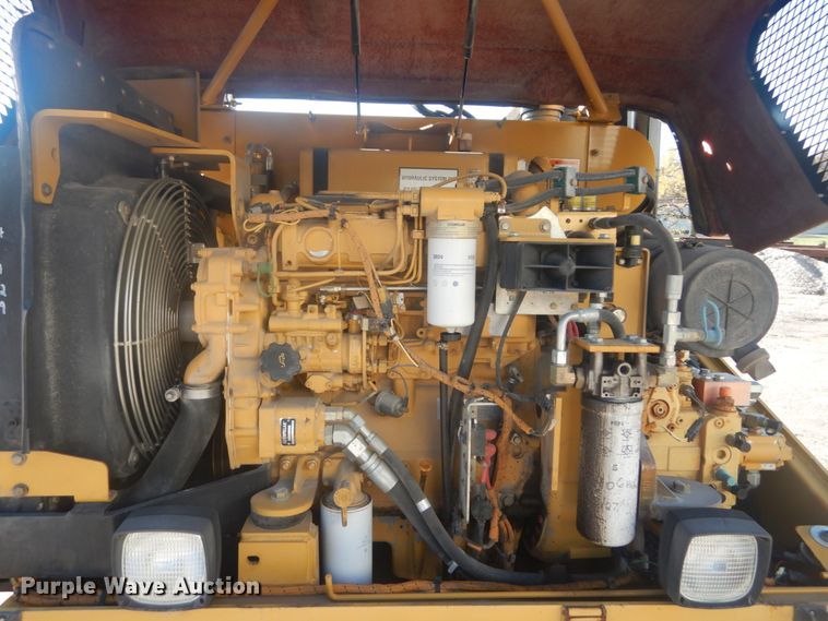 image for item IV9511 2008 Caterpillar PS150C  pneumatic roller