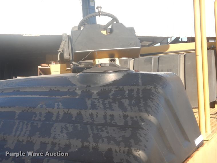 image for item IV9511 2008 Caterpillar PS150C  pneumatic roller