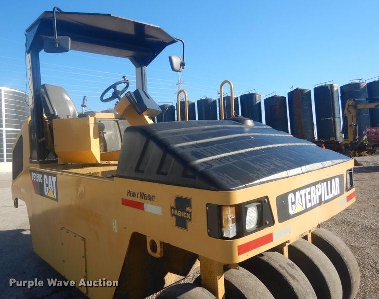 image for item IV9511 2008 Caterpillar PS150C  pneumatic roller