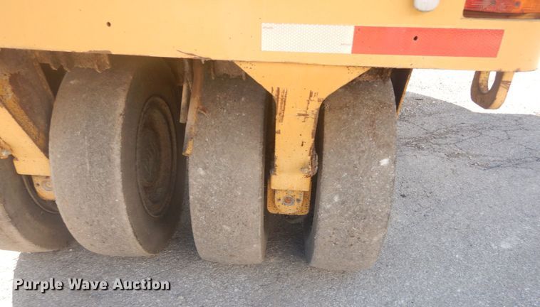 image for item IV9511 2008 Caterpillar PS150C  pneumatic roller