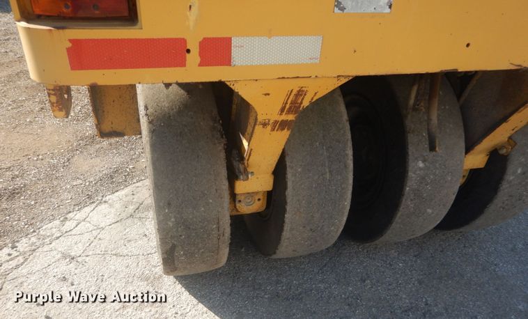 image for item IV9511 2008 Caterpillar PS150C  pneumatic roller