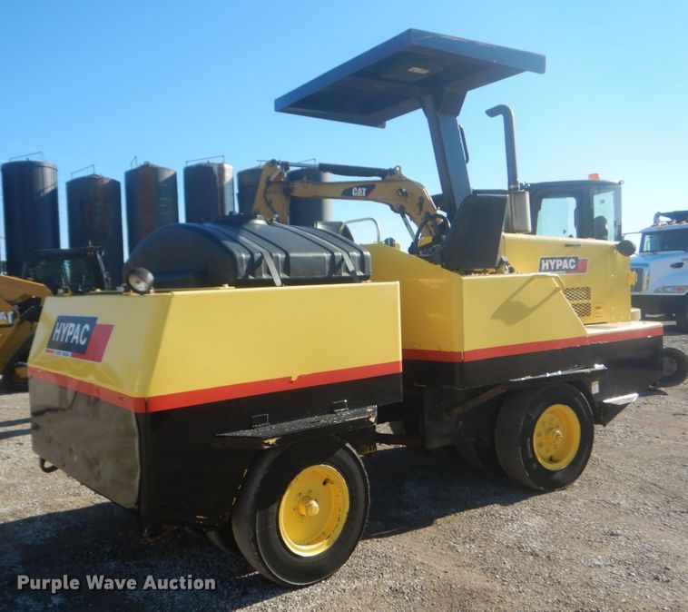 image for item IV9512 2007 Hypac C530AH  pneumatic roller