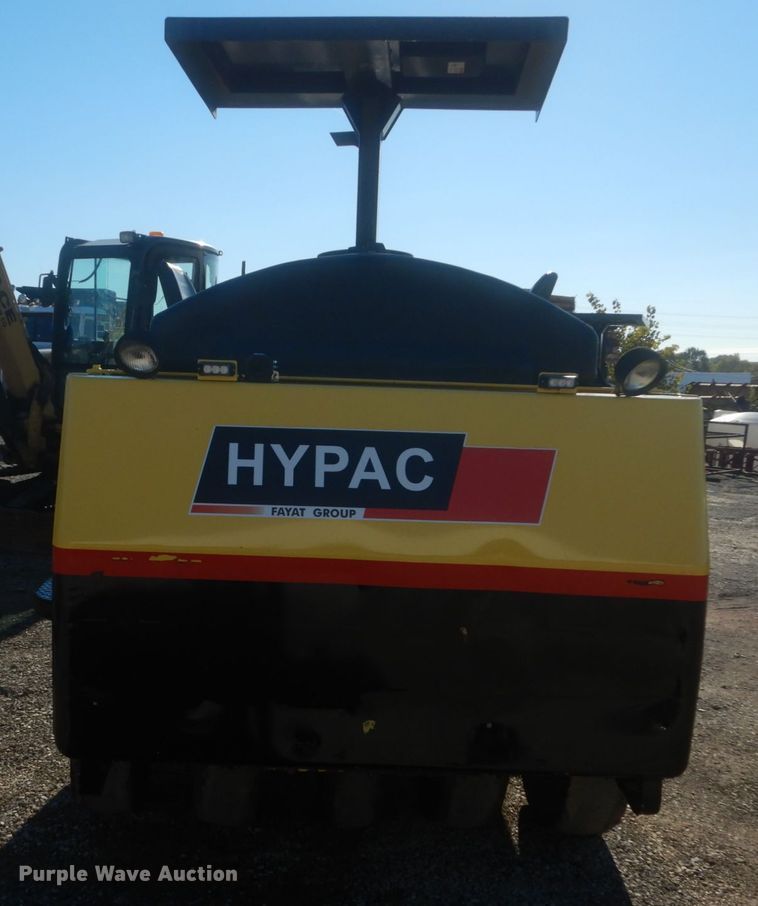 image for item IV9512 2007 Hypac C530AH  pneumatic roller