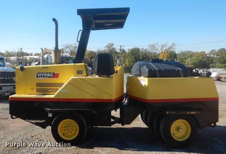 image for item IV9512 2007 Hypac C530AH  pneumatic roller