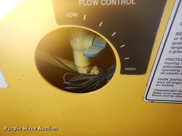 image for item IV9512 2007 Hypac C530AH  pneumatic roller