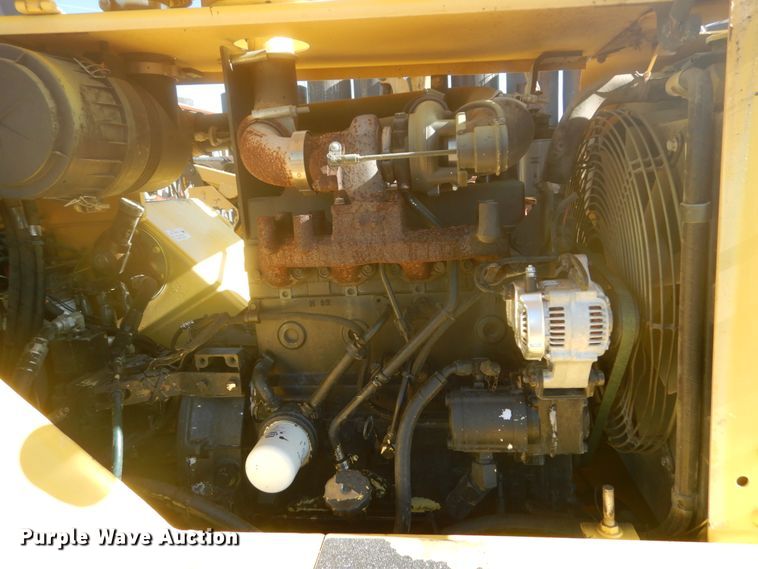 image for item IV9512 2007 Hypac C530AH  pneumatic roller