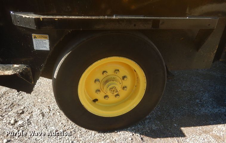 image for item IV9512 2007 Hypac C530AH  pneumatic roller