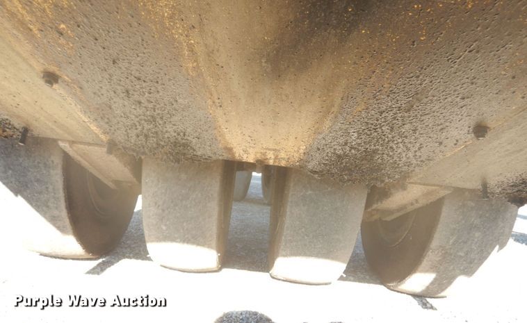 image for item IV9512 2007 Hypac C530AH  pneumatic roller