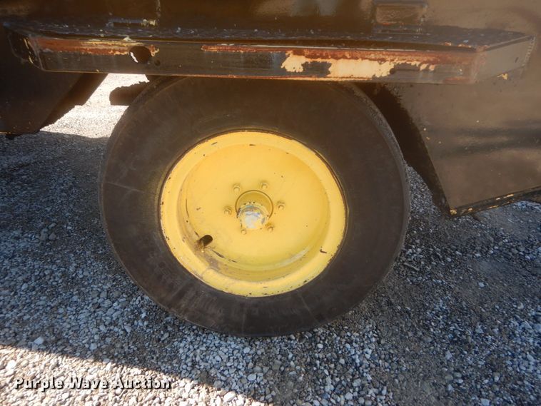 image for item IV9512 2007 Hypac C530AH  pneumatic roller