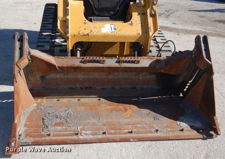 image for item IV9515 2016 Caterpillar 289D  tracked skid steer loader