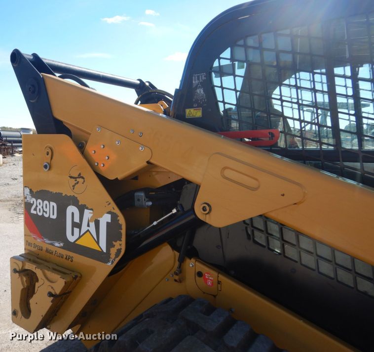 image for item IV9515 2016 Caterpillar 289D  tracked skid steer loader