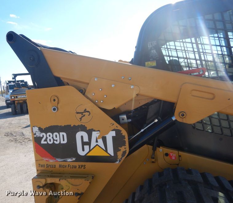 image for item IV9515 2016 Caterpillar 289D  tracked skid steer loader