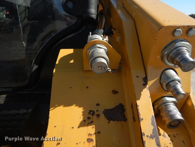 image for item IV9515 2016 Caterpillar 289D  tracked skid steer loader