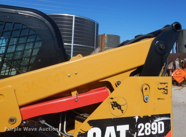 image for item IV9515 2016 Caterpillar 289D  tracked skid steer loader