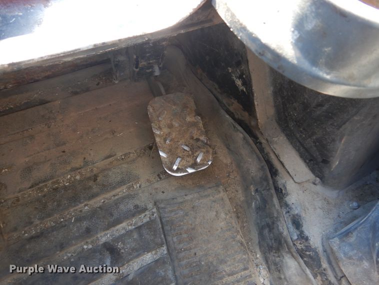 image for item IV9515 2016 Caterpillar 289D  tracked skid steer loader