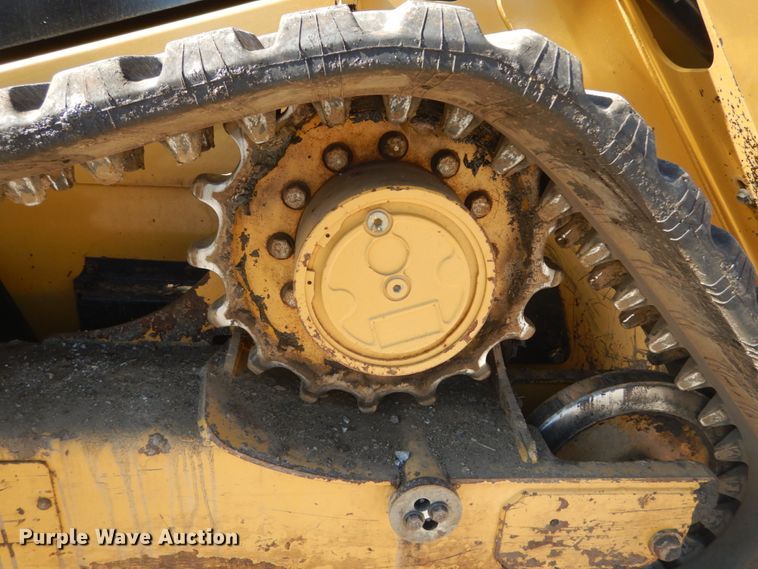 image for item IV9515 2016 Caterpillar 289D  tracked skid steer loader
