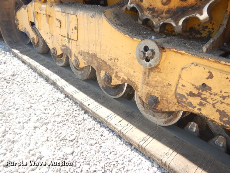 image for item IV9515 2016 Caterpillar 289D  tracked skid steer loader