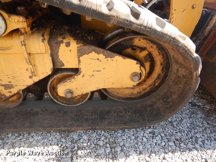 image for item IV9515 2016 Caterpillar 289D  tracked skid steer loader
