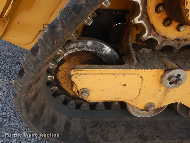 image for item IV9515 2016 Caterpillar 289D  tracked skid steer loader