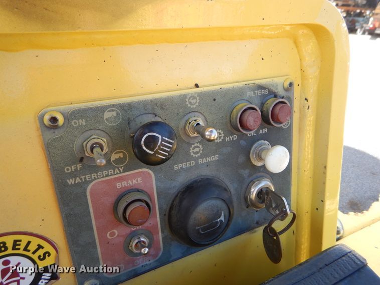 image for item IV9516 2007 Hypac C530AH  pneumatic roller