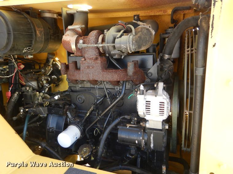 image for item IV9516 2007 Hypac C530AH  pneumatic roller