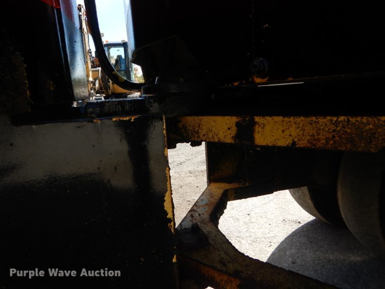 image for item IV9516 2007 Hypac C530AH  pneumatic roller