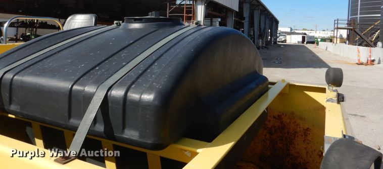 image for item IV9516 2007 Hypac C530AH  pneumatic roller