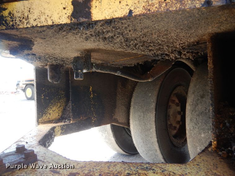 image for item IV9516 2007 Hypac C530AH  pneumatic roller