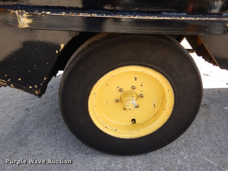 image for item IV9516 2007 Hypac C530AH  pneumatic roller