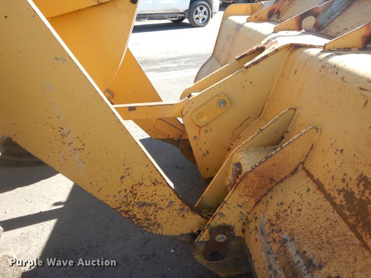 image for item IV9518 2005 Caterpillar 924G  wheel loader