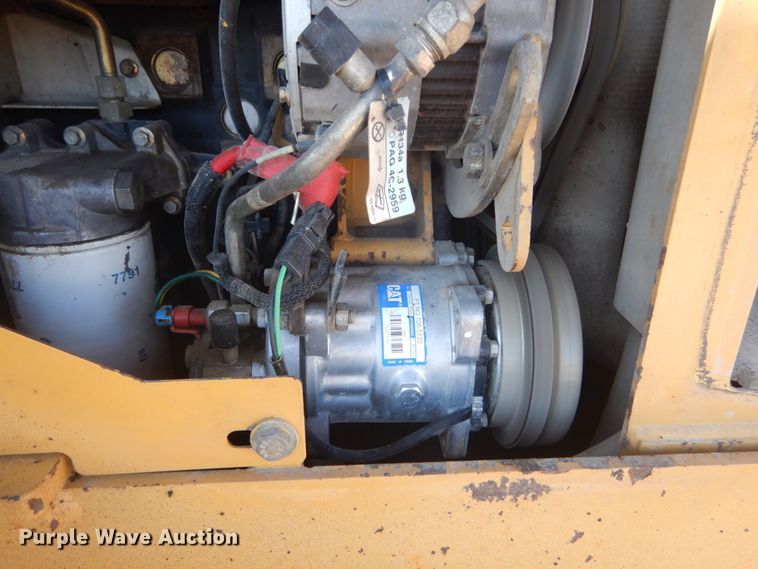 image for item IV9518 2005 Caterpillar 924G  wheel loader