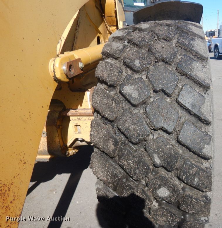 image for item IV9518 2005 Caterpillar 924G  wheel loader