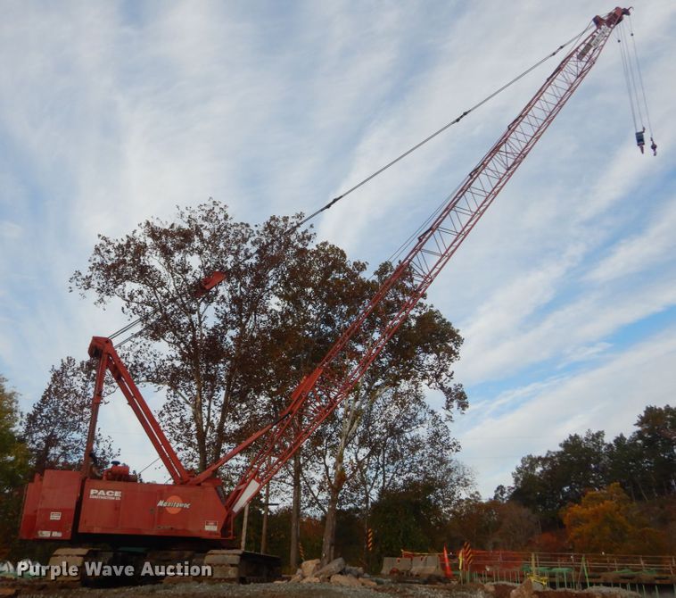 image for item IV9523 1992 Manitowoc M65W  crane