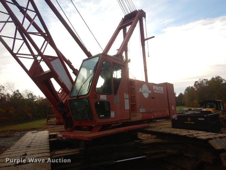 image for item IV9523 1992 Manitowoc M65W  crane