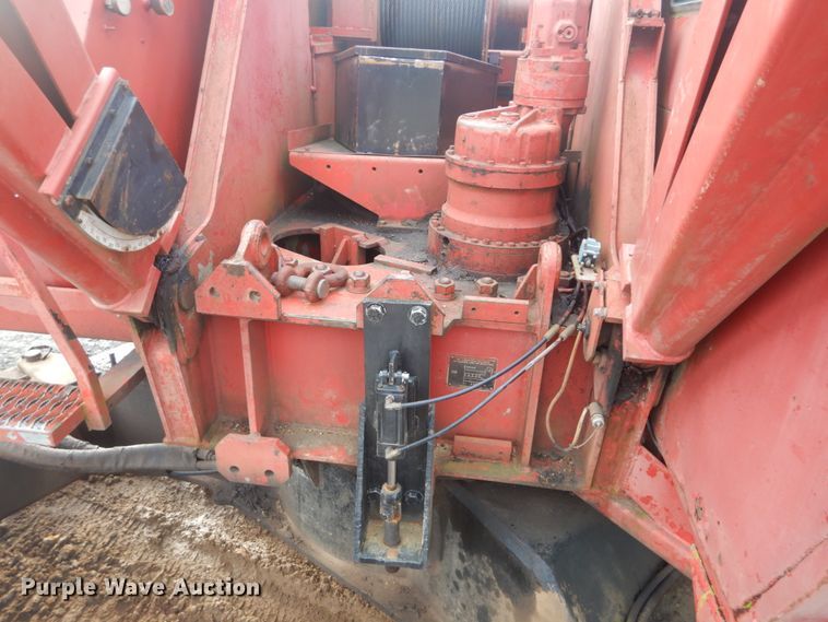 image for item IV9523 1992 Manitowoc M65W  crane
