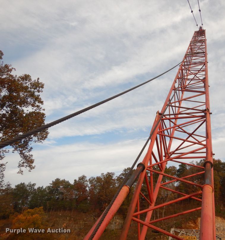 image for item IV9523 1992 Manitowoc M65W  crane