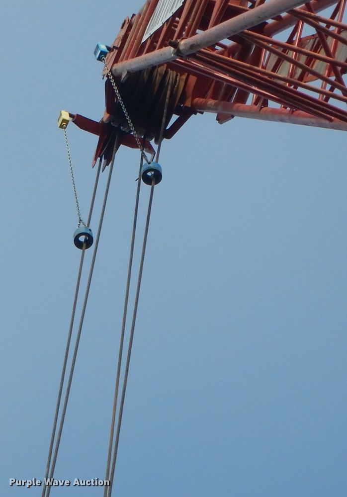 image for item IV9523 1992 Manitowoc M65W  crane