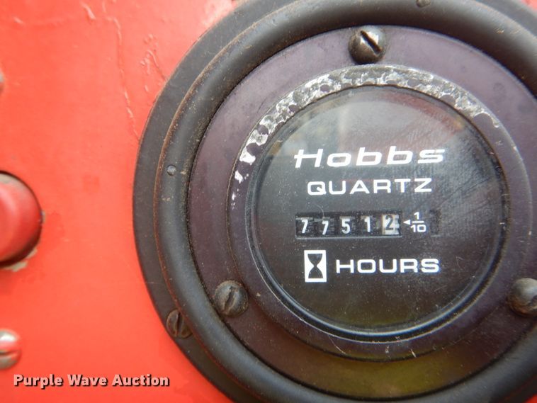 image for item IV9523 1992 Manitowoc M65W  crane