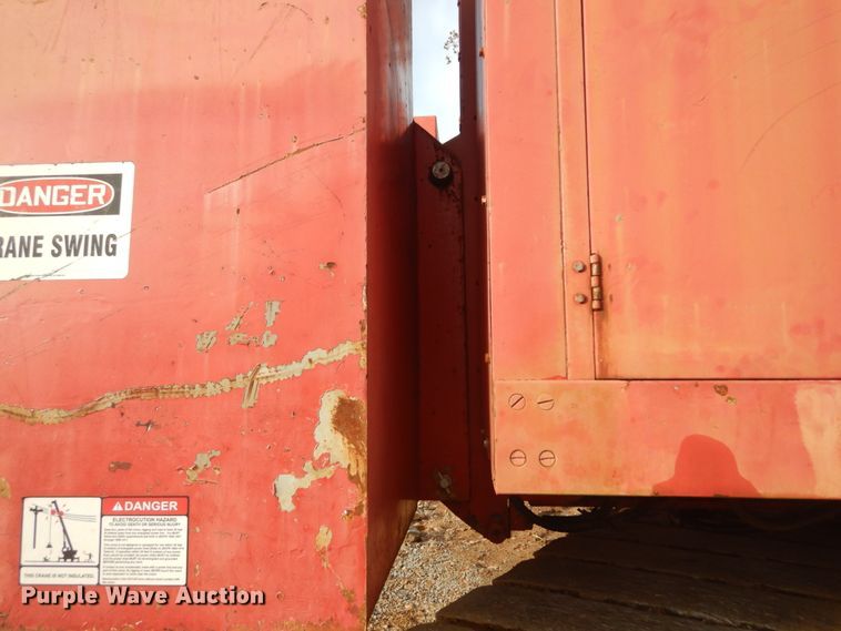 image for item IV9523 1992 Manitowoc M65W  crane