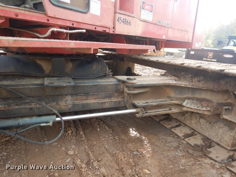 image for item IV9523 1992 Manitowoc M65W  crane