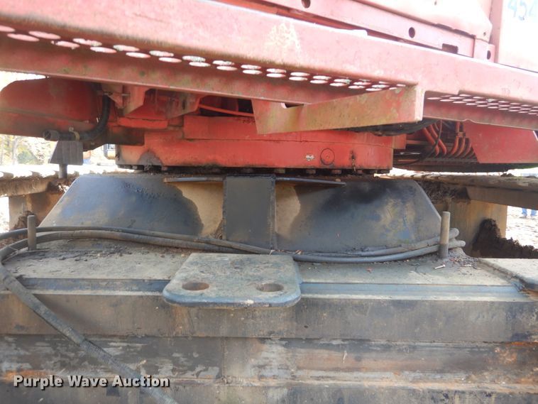 image for item IV9523 1992 Manitowoc M65W  crane