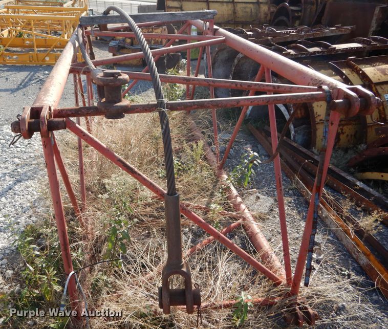 image for item IV9523 1992 Manitowoc M65W  crane