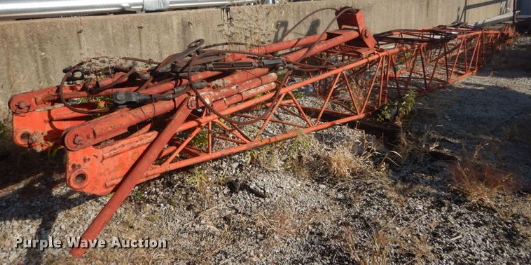 image for item IV9523 1992 Manitowoc M65W  crane