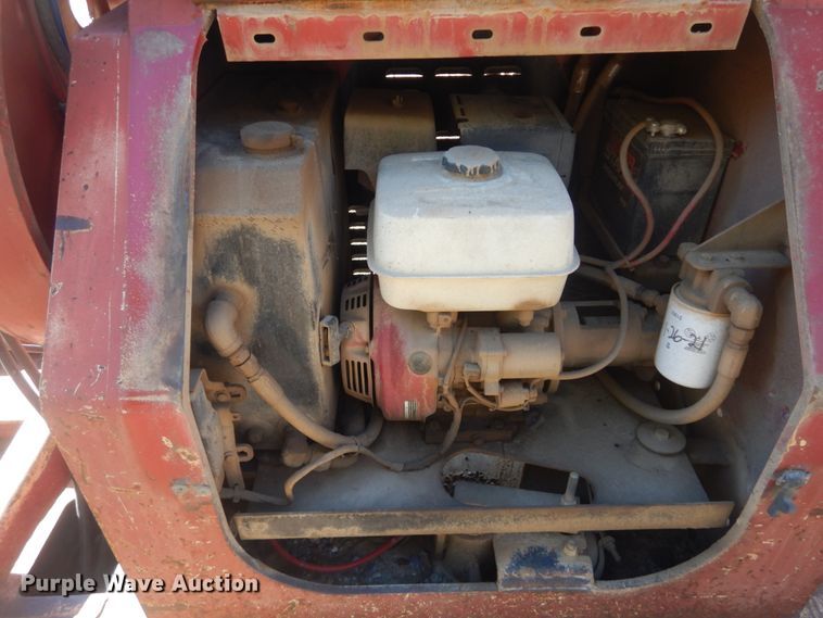 image for item IV9527 2003 Etnyre RTN55ETD3-PS-T1  lowboy equipment trailer