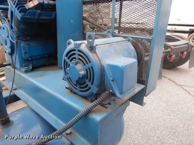 image for item IV9539 Quincy QC20024D  air compressor