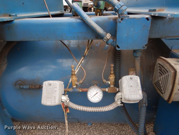 image for item IV9539 Quincy QC20024D  air compressor