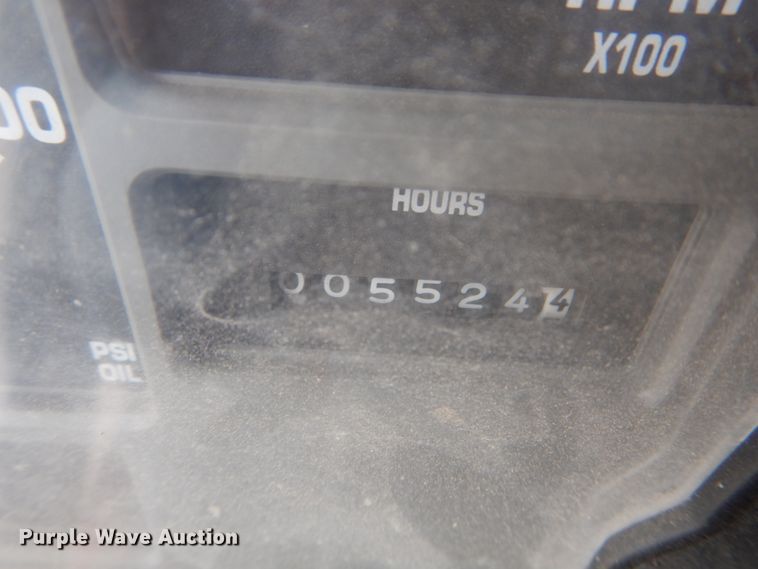 image for item IV9542 1999 International 4900  dump truck