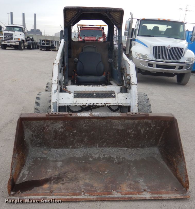 image for item IV9543 2005 Bobcat S150  skid steer loader